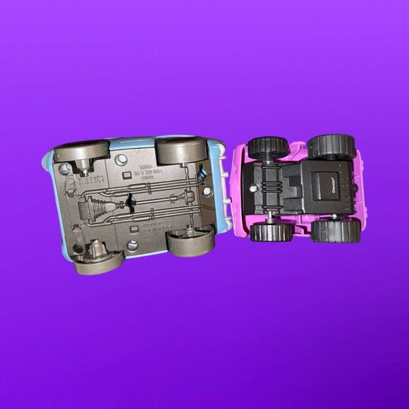 Disney Cars Purple Ramone PVC Plastic Chevy Impala & Finn McMissel Face Car A32 - Picture 7 of 8